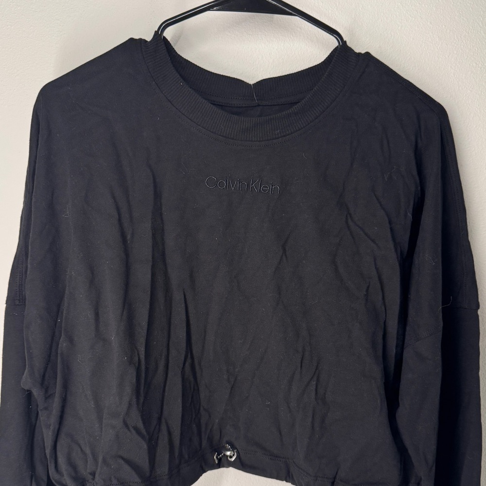 Calvin Klein Black Crewneck cropped long tee cotton